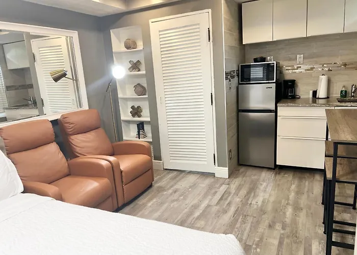 Vacation Apartment Rentals in North Miami Beach