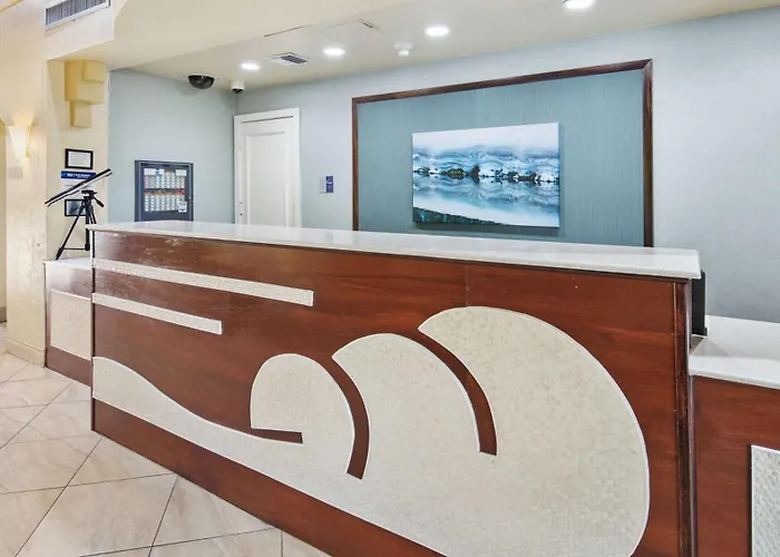 Best Western Plus Deerfield Beach Hotel & Suites