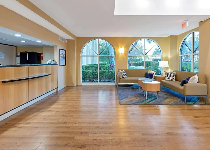 Coral Springs Dog Friendly Lodging and Hotels