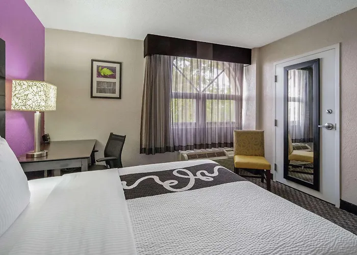 La Quinta By Wyndham Miami Lakes