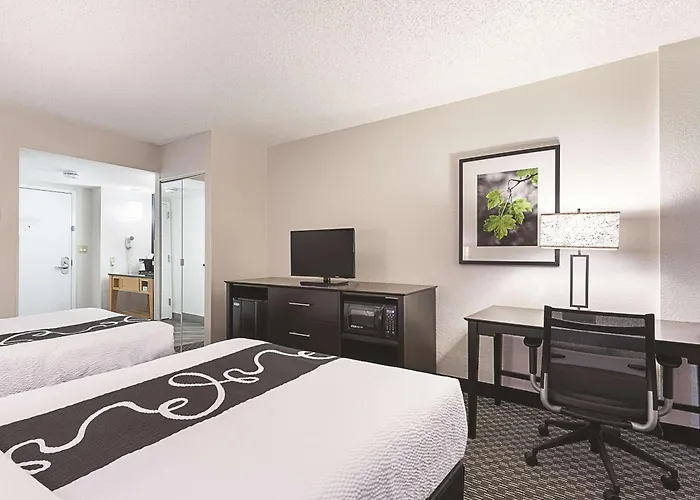 La Quinta By Wyndham Plantation At Sw 6Th St Hotel