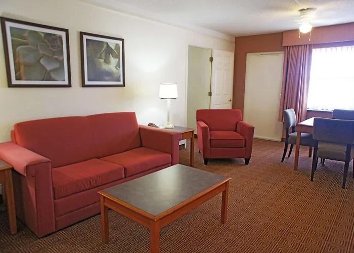 La Quinta By Wyndham Coral Springs University Dr