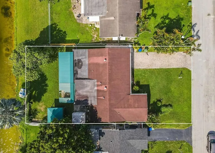 Pembroke Pines Family villas