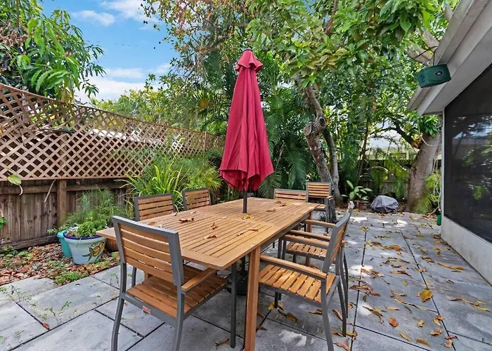 Hollywood Family villas