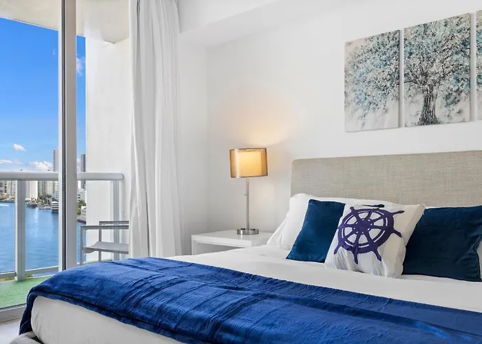 Beachwalk Resort Hotel Hallandale Beach