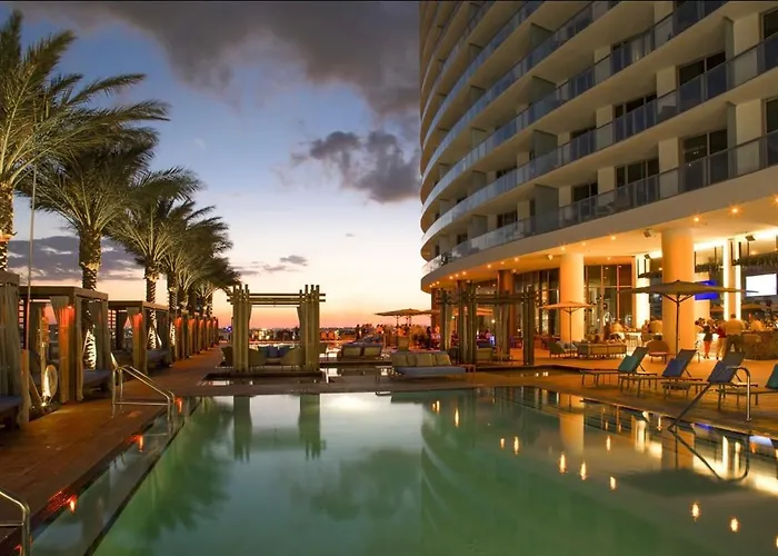 Modern Beachfront Condo With Stunning Ocean View Beverley Beach