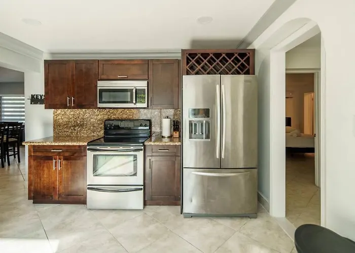 Hialeah Luxury Villas