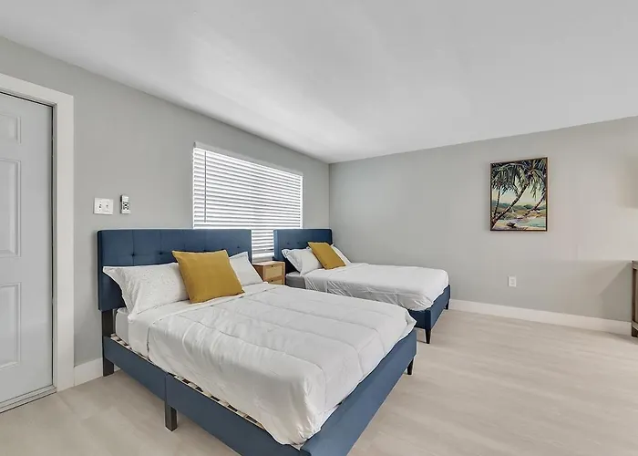 Dania Beach Condos for Rent