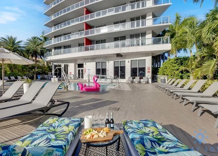 Amenities Balcony W Stunning Views-Beachfront Hallandale Beach