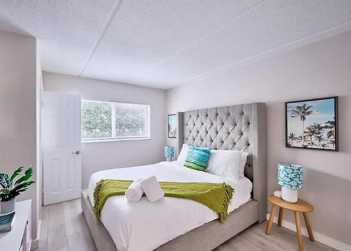 Riviera Beach Condos for Rent
