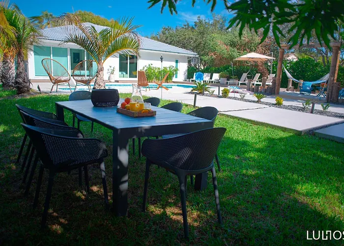 Cutler Bay Luxury Cottages