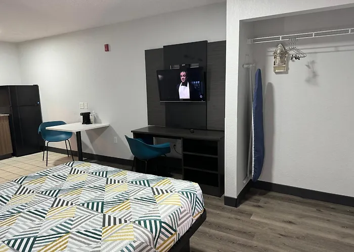 Studio 6 Extended Stay - West Palm Beach, Fl