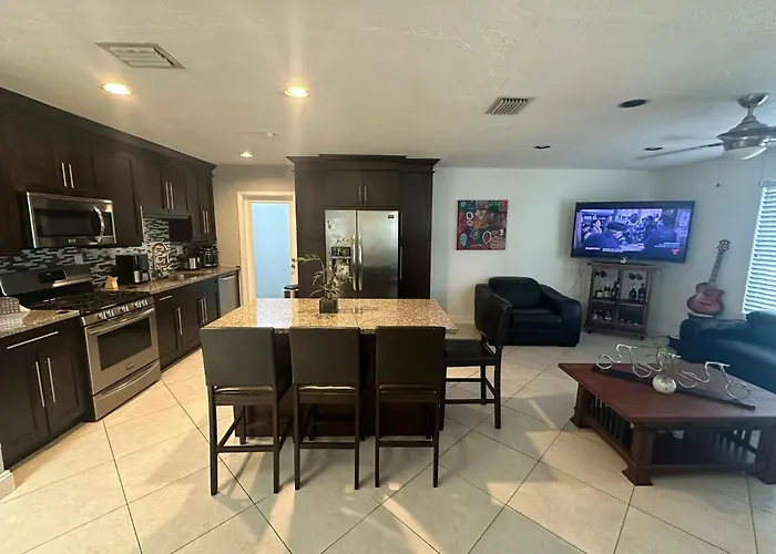 Cutler Bay Family villas