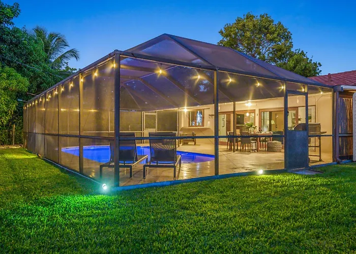 Davie Villas with private pool