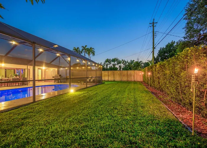 Hollywood Villas