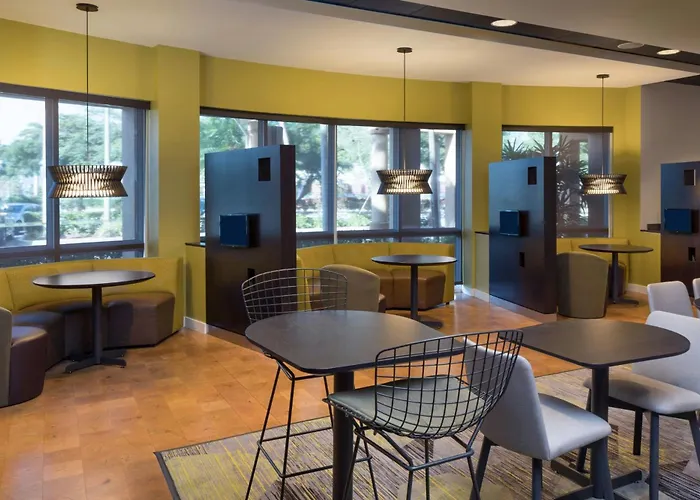 Hialeah Gardens Hotels