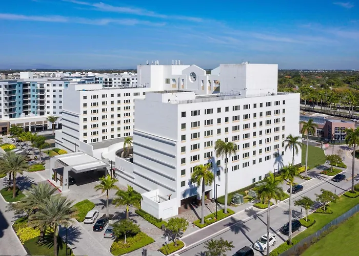 Plantation 4 Star Hotels