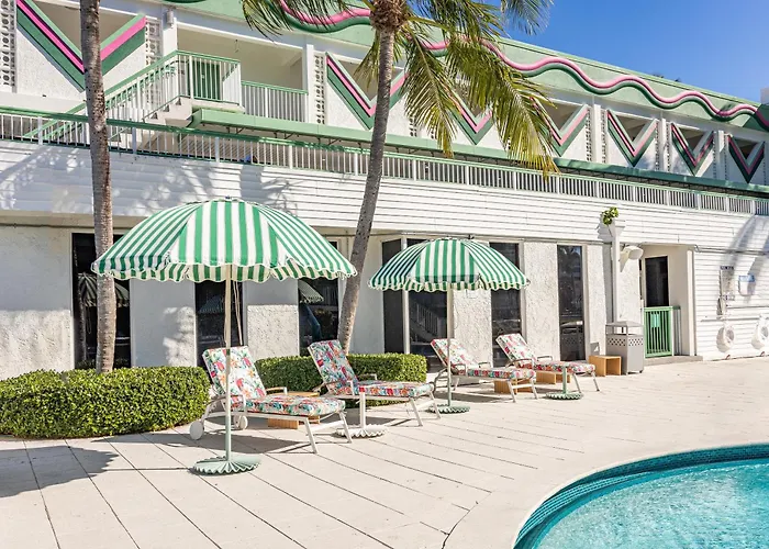 North Bay Village Beach hotels