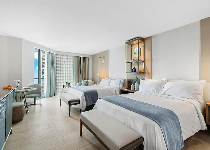 Luxury Hotels in Riviera Beach near 