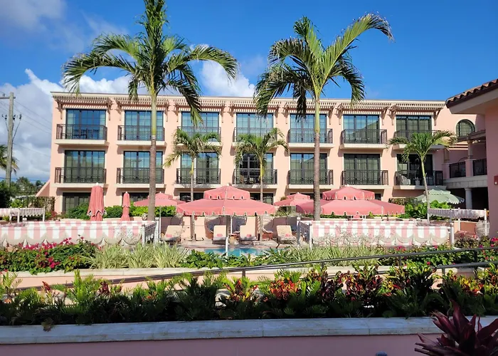 Luxury Hotels in Palm Beach near 