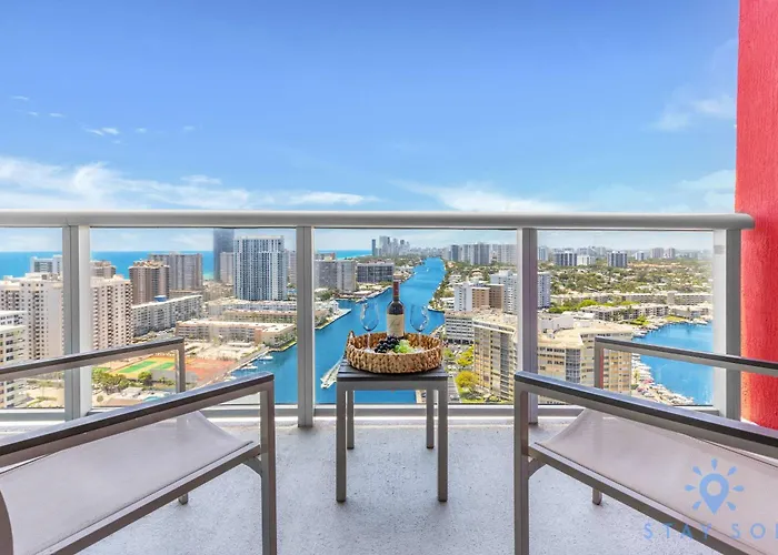 Infinite View With Balcony And Resort, Pool, Gym Hallandale Beach