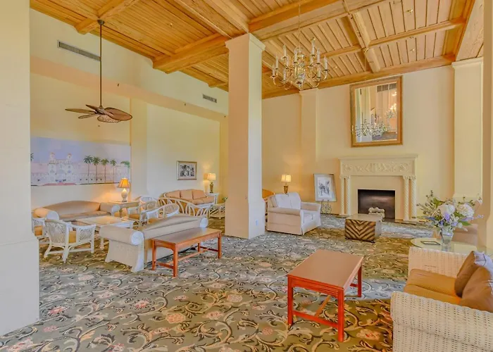 Palm Beach Luxury Villas