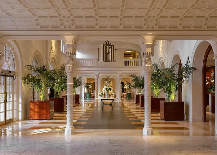 Boca Raton Resorts and Hotels with Waterparks