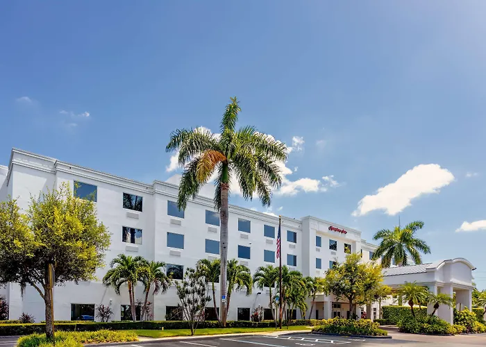 Lake Worth Beach Golf hotels