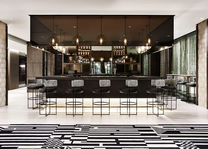 Ac Hotel By Marriott Miami Airport West/Doral