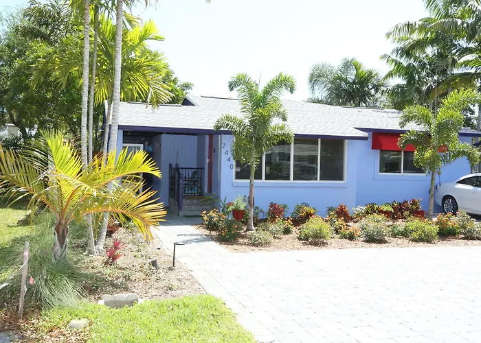 Wilton Manors 4 Star Hotels
