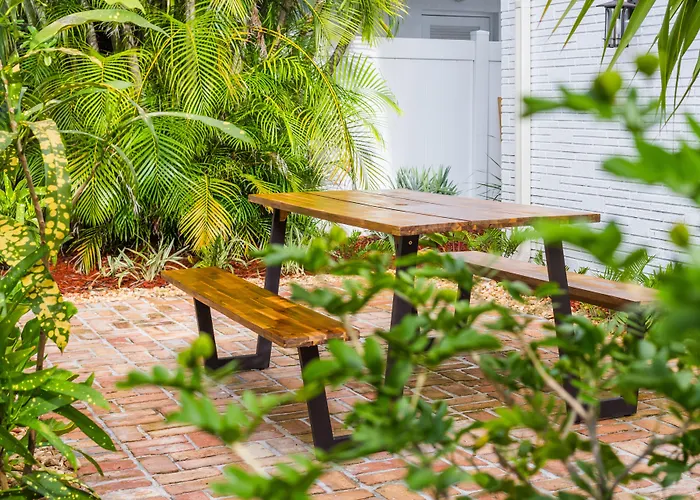 Seaside Villas Lauderdale-by-the-Sea