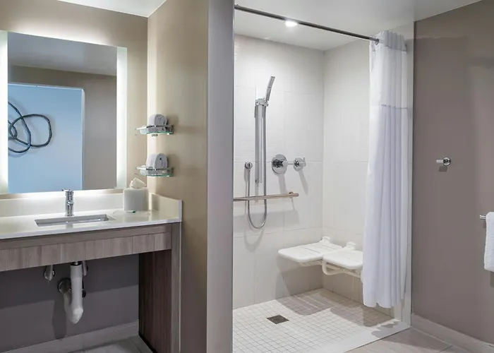 Sunny Isles Beach 3 Star Hotels