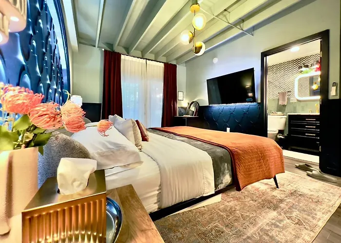 Luxury Hotels in Delray Beach near 
