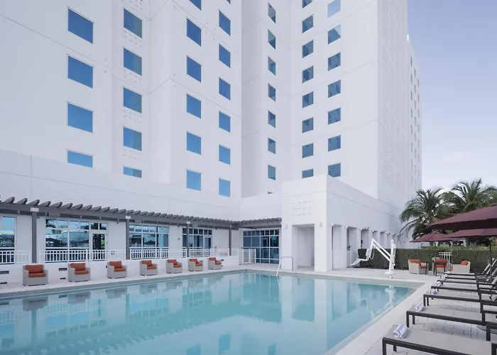 Sweetwater 3 Star Hotels