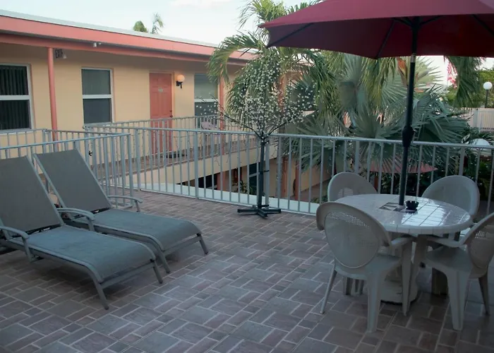 Lago Mar Motel And Apartments Lake Worth Beach